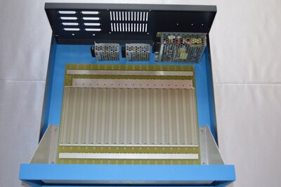 Altair cabinet with 18-slot backplane